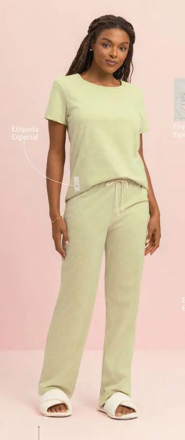 Pijama Manga Curta com Calça — pijama feminino Lua Encantada Verão 2027, ref. 10380073